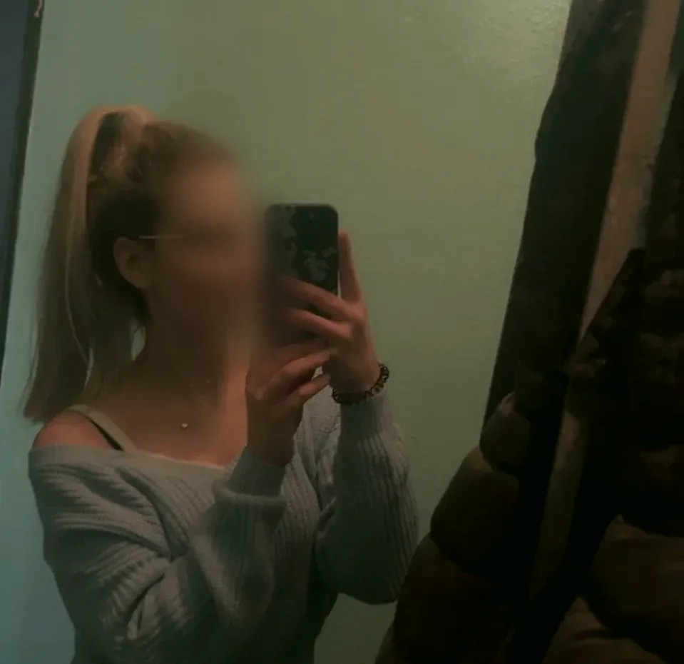 Linda, 26