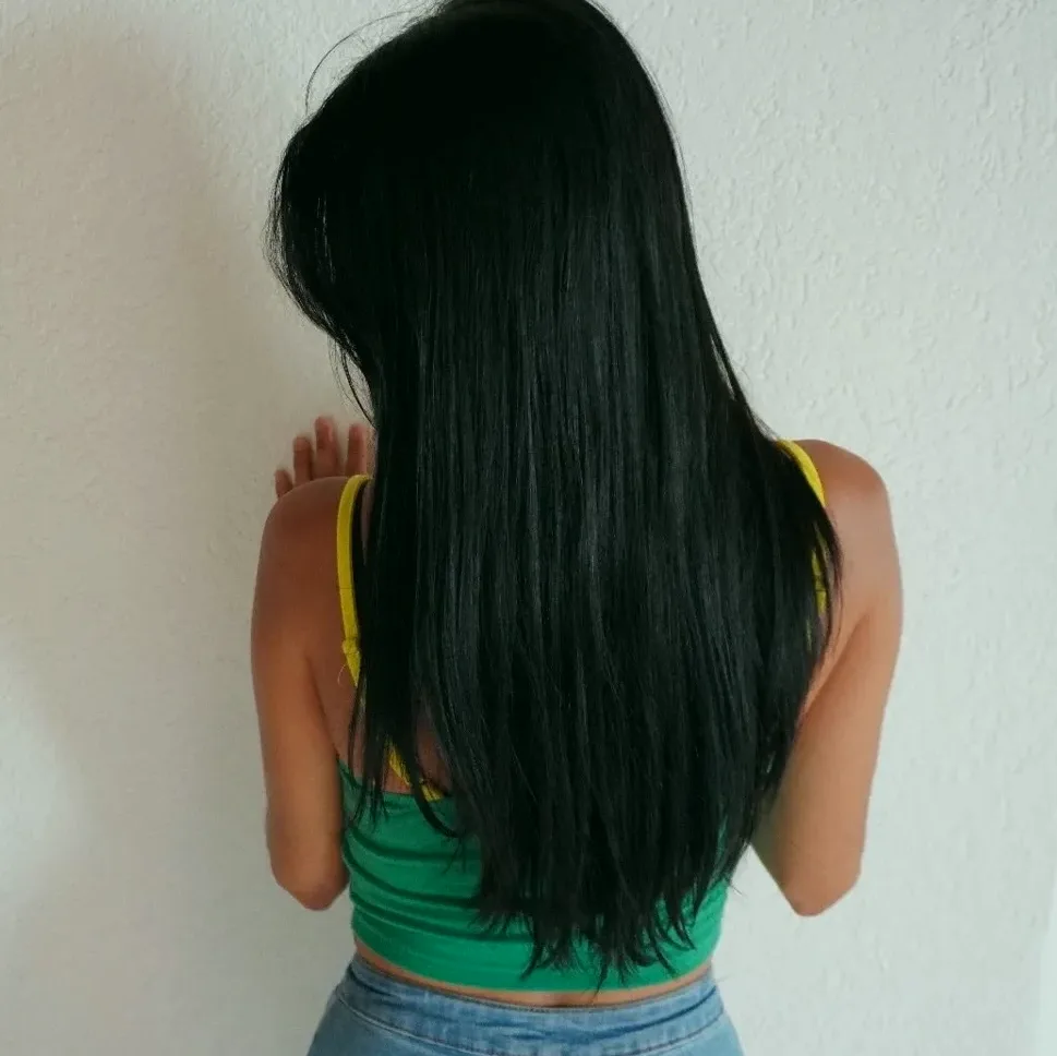 Luisa, 28