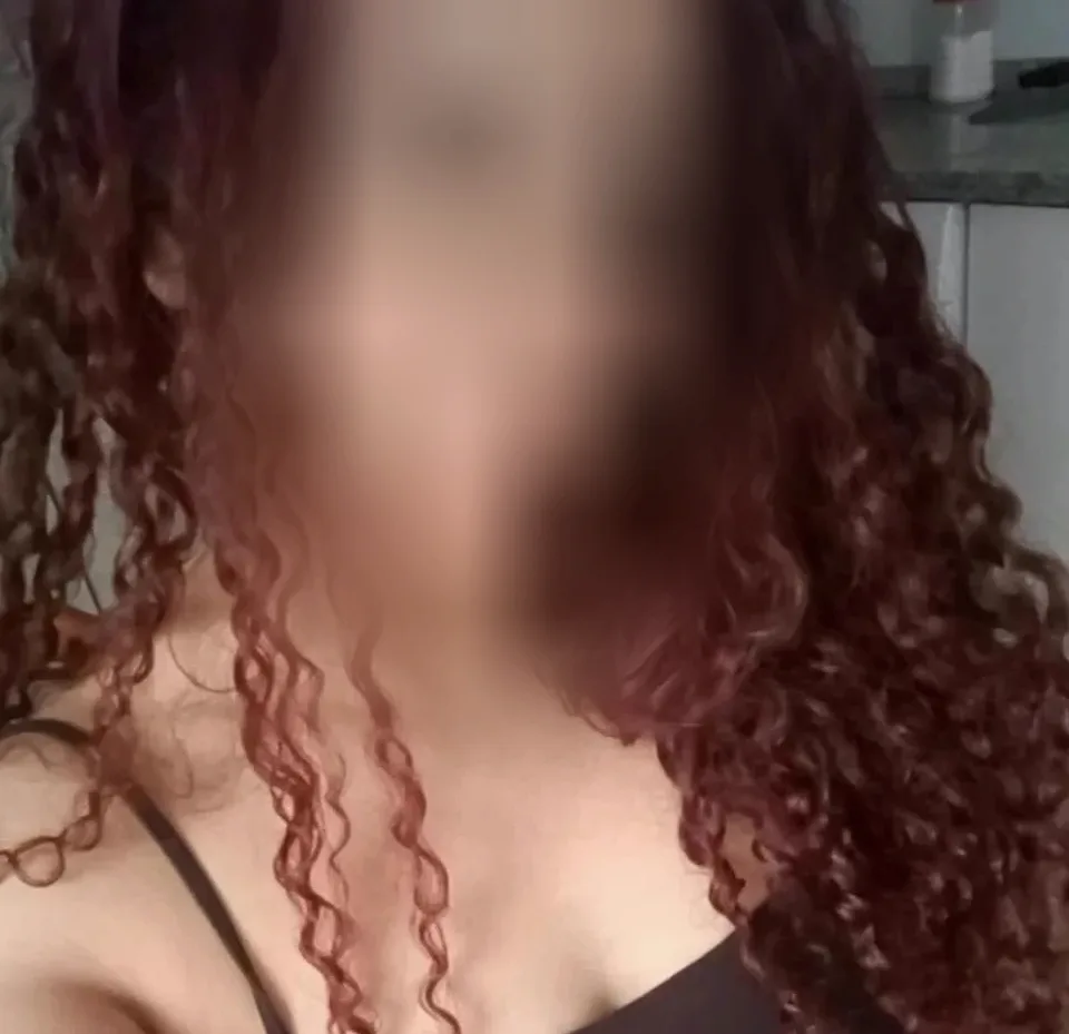 Sarah, 25